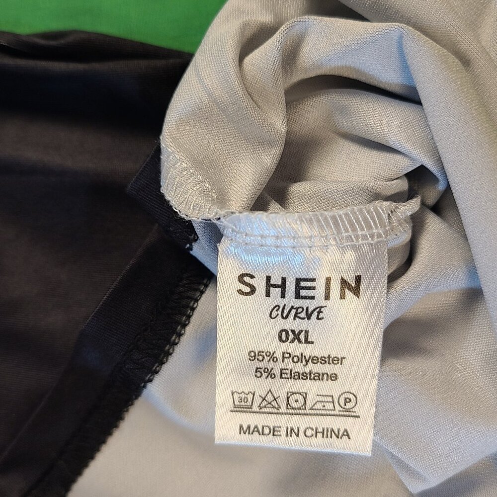 Shein Women's XL Short Sleeve Shirt New Black/Pink - Picture 3 of 8